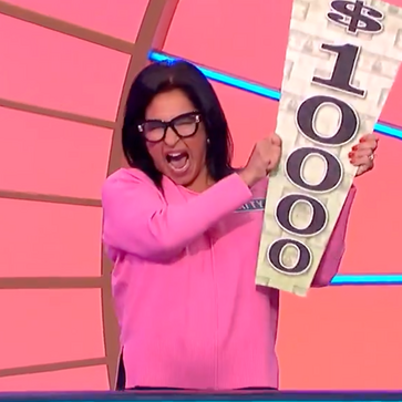 Wheel of 澳洲的幸运5彩票 Fortune Contestant with $10K wedge.